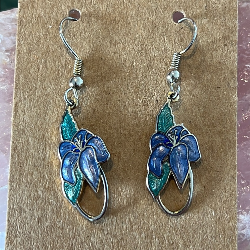 Vintage Cloisonné Lily earrings